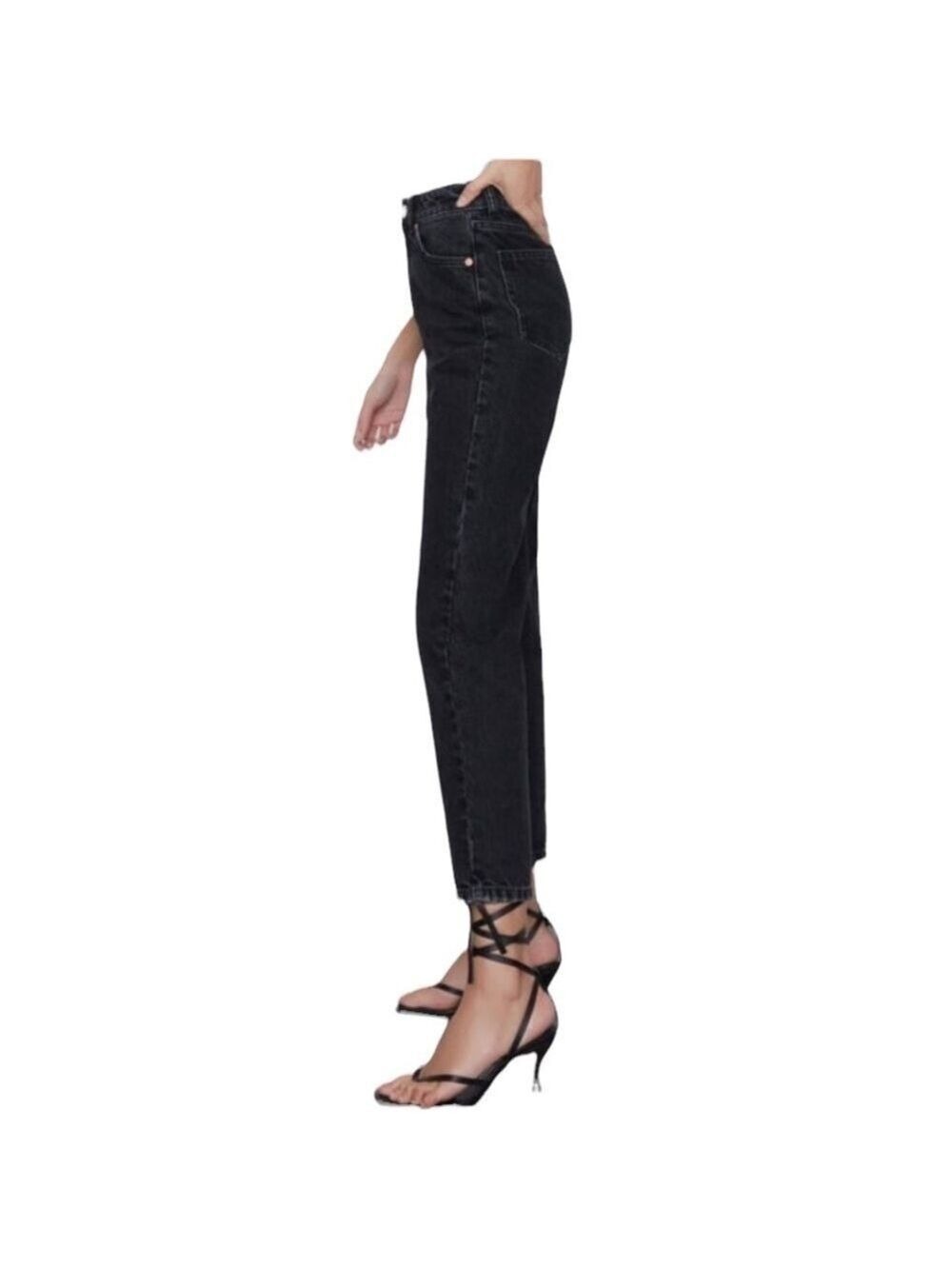 Zara Boyfriend High-rise distressed jeans size 2